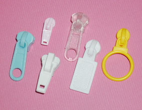 【供應環(huán)保PVC夾鏈頭 【圖】】價格,廠家,圖片,拉鏈,深圳市建達順拉鏈-