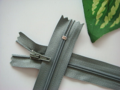 【中國拉鏈十大知名品牌 重慶穿心拉鎖 產(chǎn)品暢銷海內(nèi)外】價格,廠家,圖片,拉鏈,三力(福建)拉鏈-